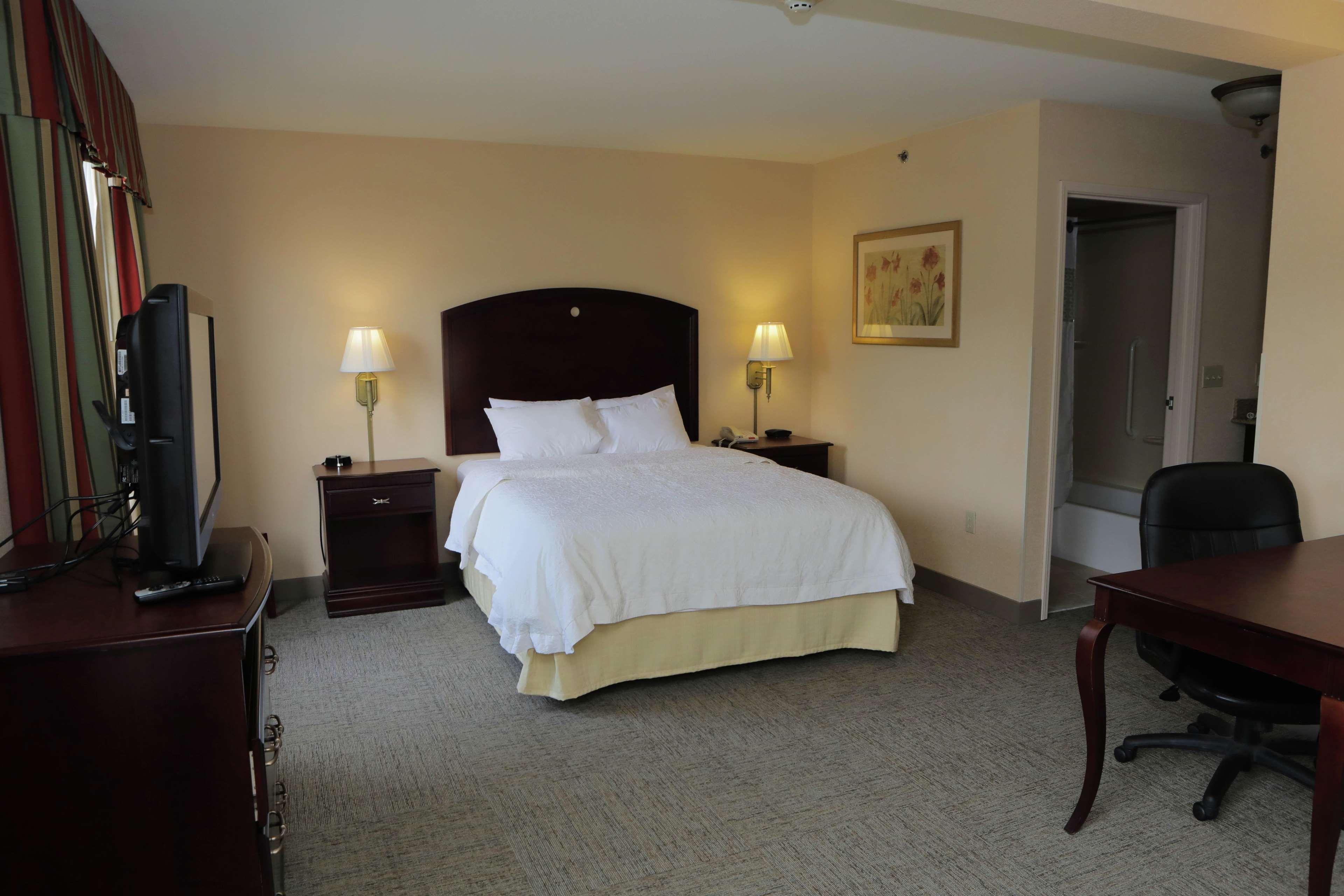 Hampton Inn By Hilton Clinton Экстерьер фото